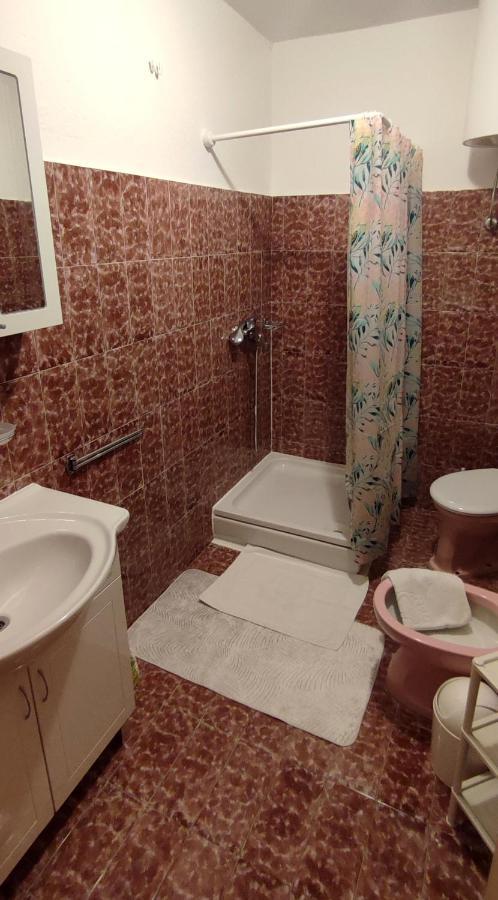 Villa Libe Baska Voda Ngoại thất bức ảnh